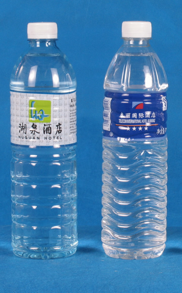 瓶装水