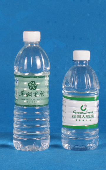 瓶装水